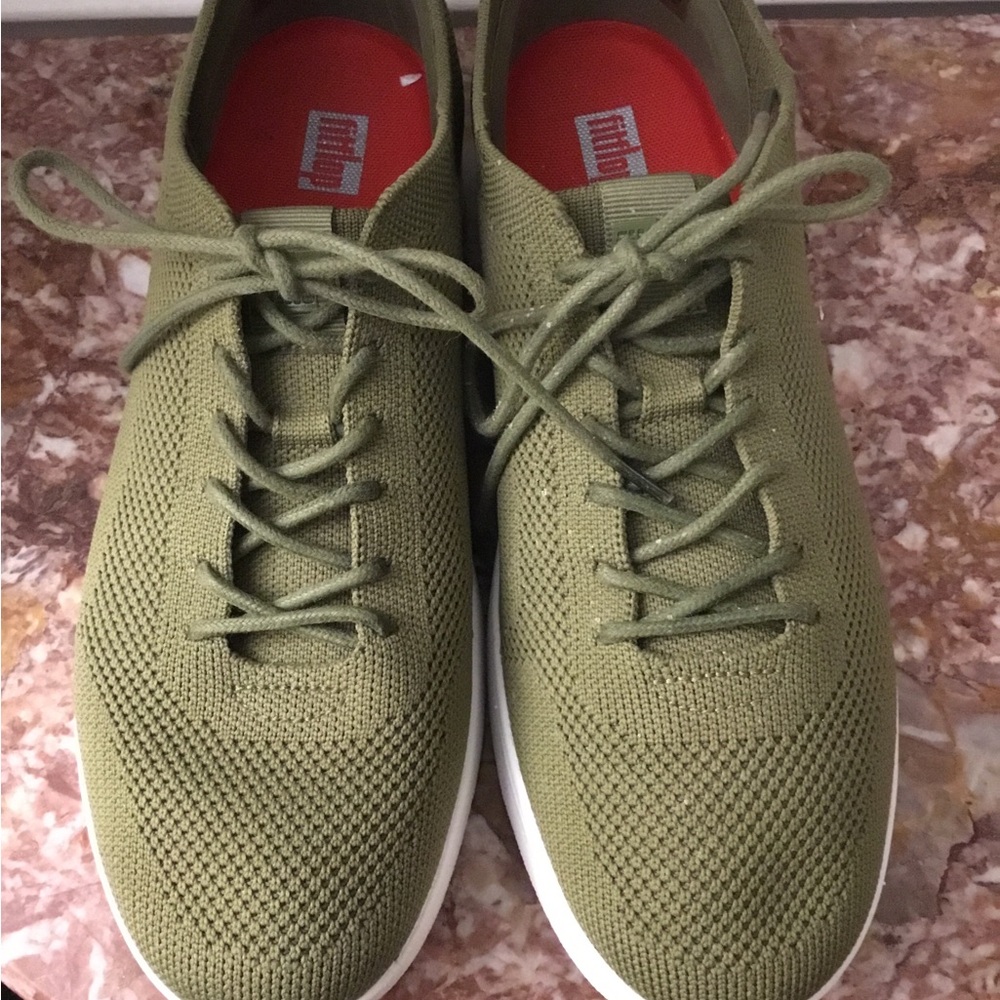 FitFlop Womens Rally Tonal Knit Comfort Sneakers 8.0 M Olive Green